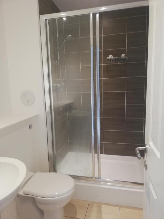 Stunning Waterfront Western Harbour Apartment Edimburgo Esterno foto